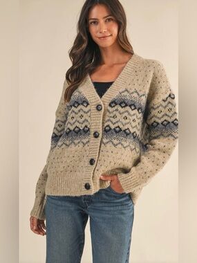 ANNIEWEAR sweater size Large- New without Tags- NEVER WORN